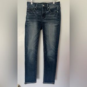 Buckle - black label ankle skinny jeans- size 24